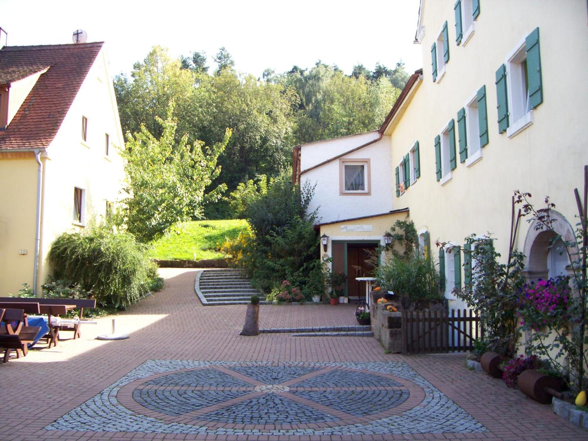 Landgasthof Gotzenmuehle Lichtenau  Luaran gambar